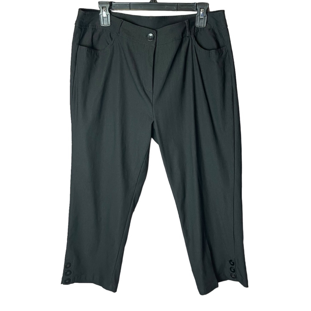 Lulu-B Black Cropped Pants with Button Ankle Detail - 14